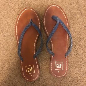 Gap Flip flops Size 8